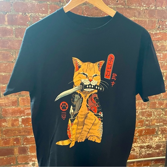 Cat with katana T-Shirt - Picture 1 of 2
